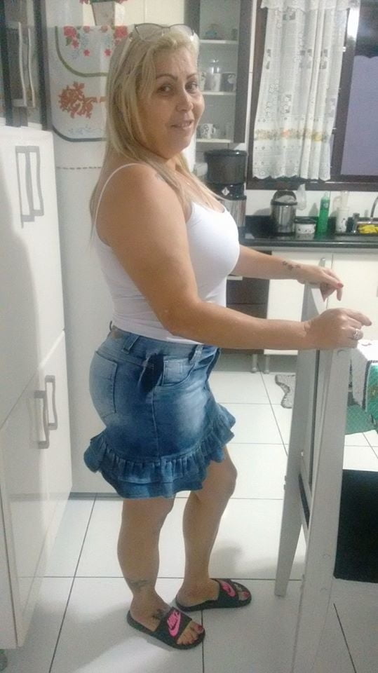 Coroa elizete
 #95755638
