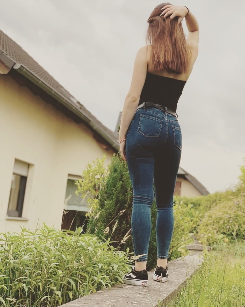 Verdammt heiße Insta-Mädchen (63)
 #81003885