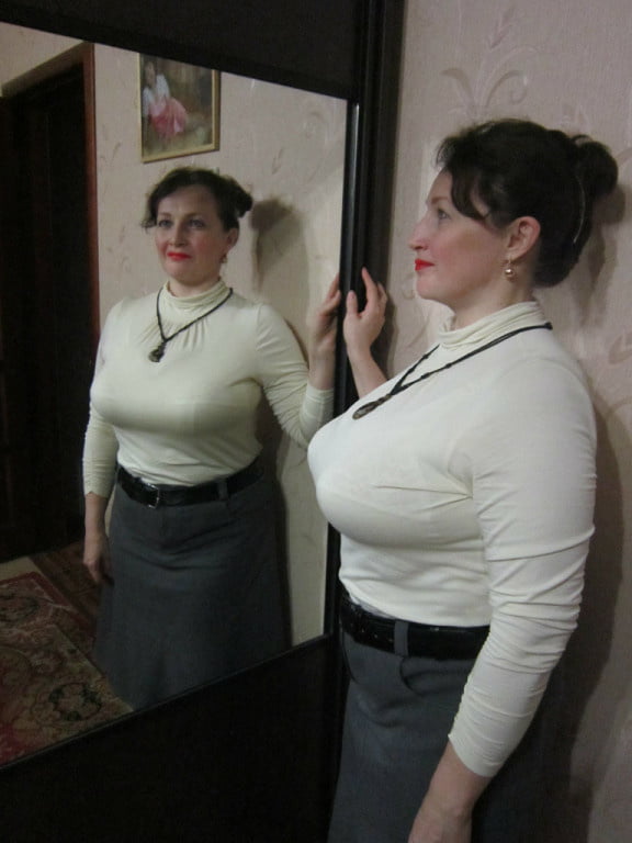 Busty Russian Woman 3680 #91987789