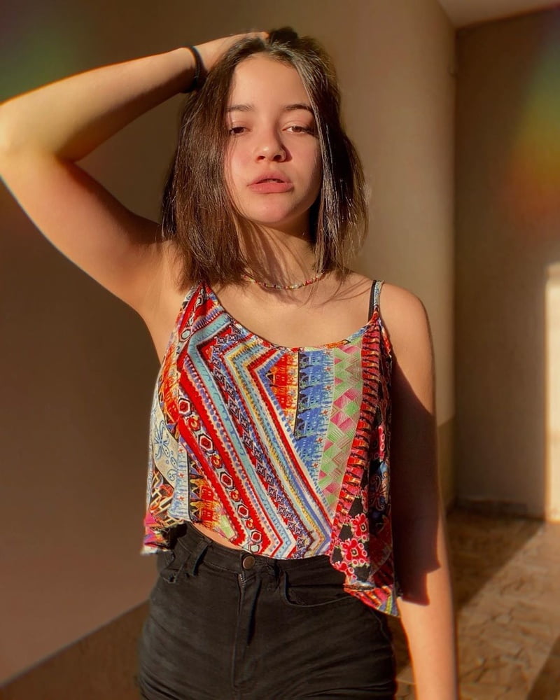 Garota
 #87436780