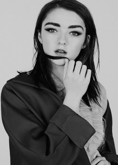 Maisie williams fr
 #93473227