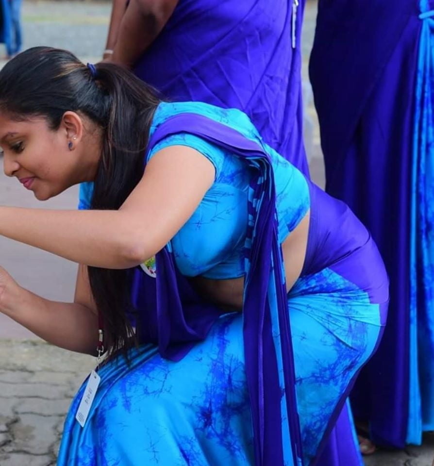 Sri lanka ragazza ufficio nascondere cam
 #80396788