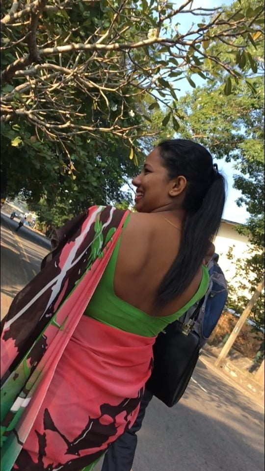 Sri lankais fille de bureau cacher cam
 #80396797