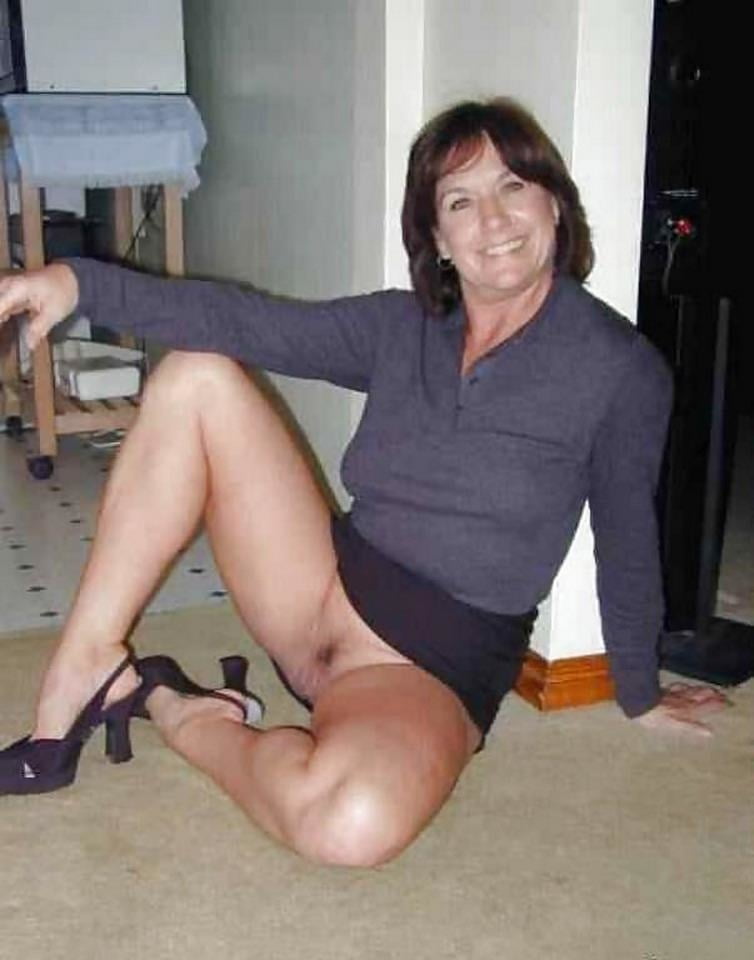 From MILF to GILF with Matures in between 166 #105828912