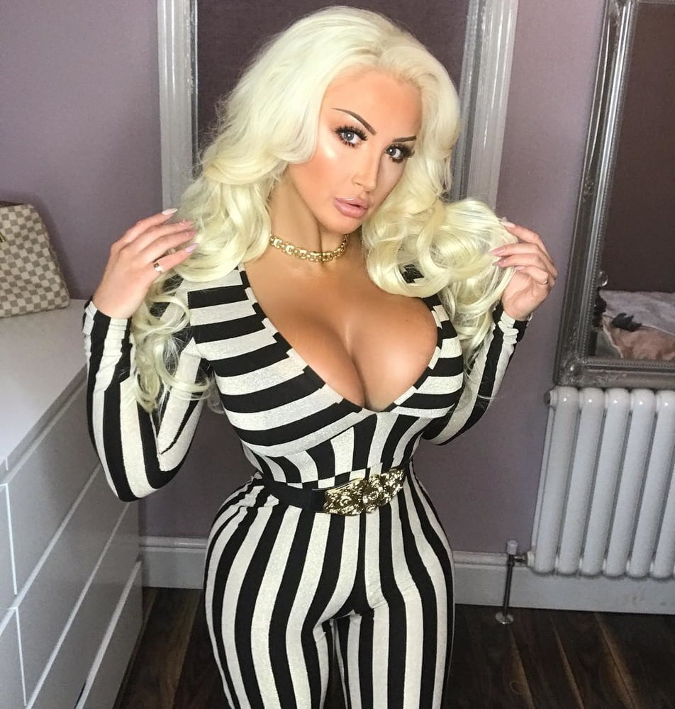 Sexy Bimbo 2 3986617