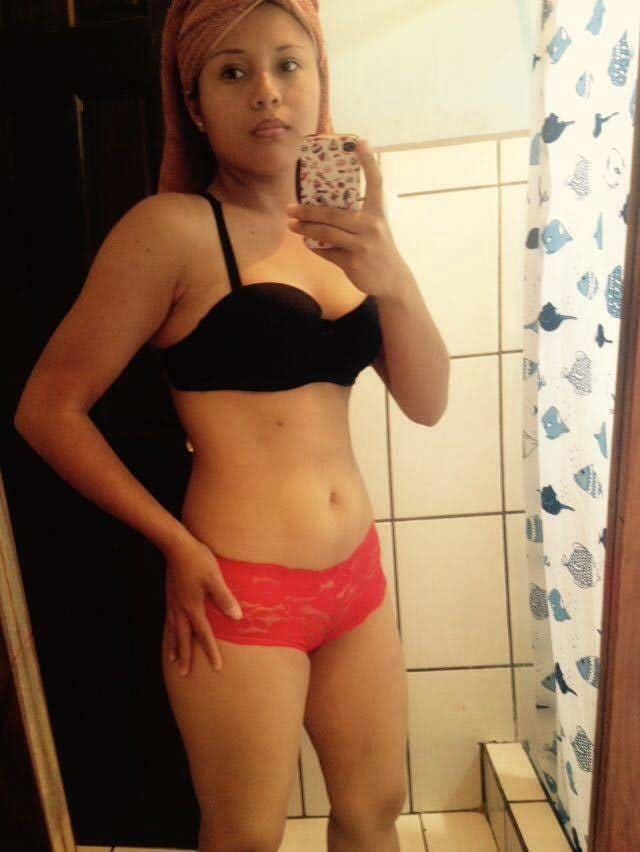 Chica de guanacaste costa rica
 #90192276