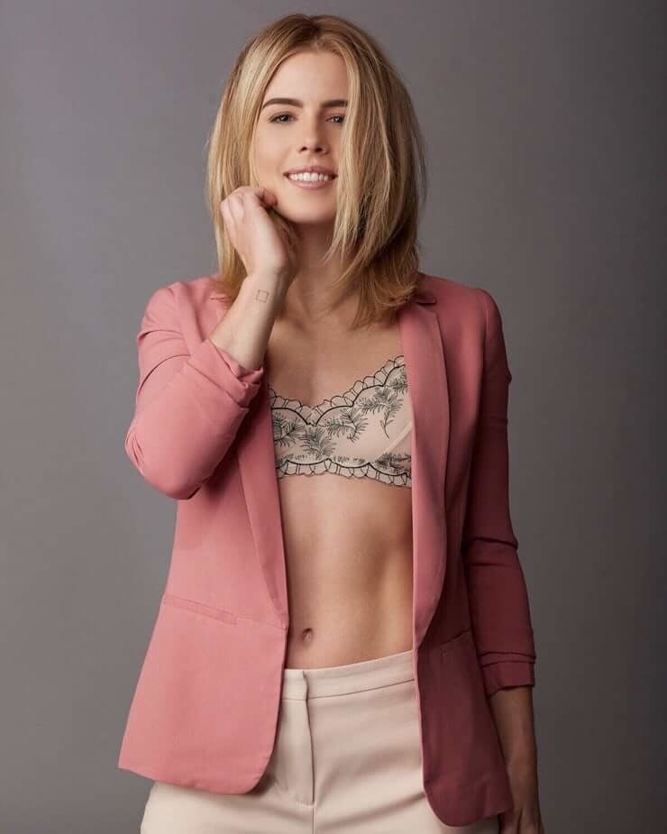 Emily bett rickards
 #99093447