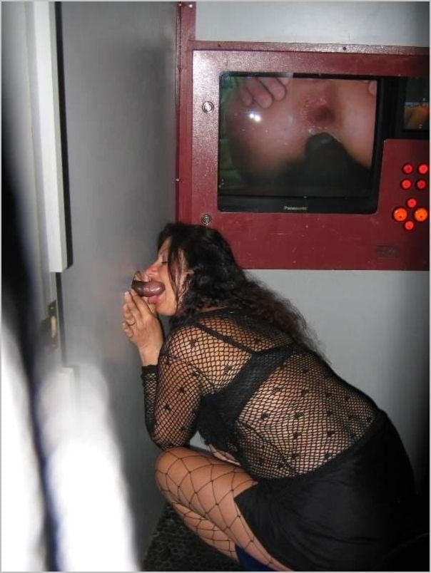 Glory hole swingers 08-02-2020
 #88377905