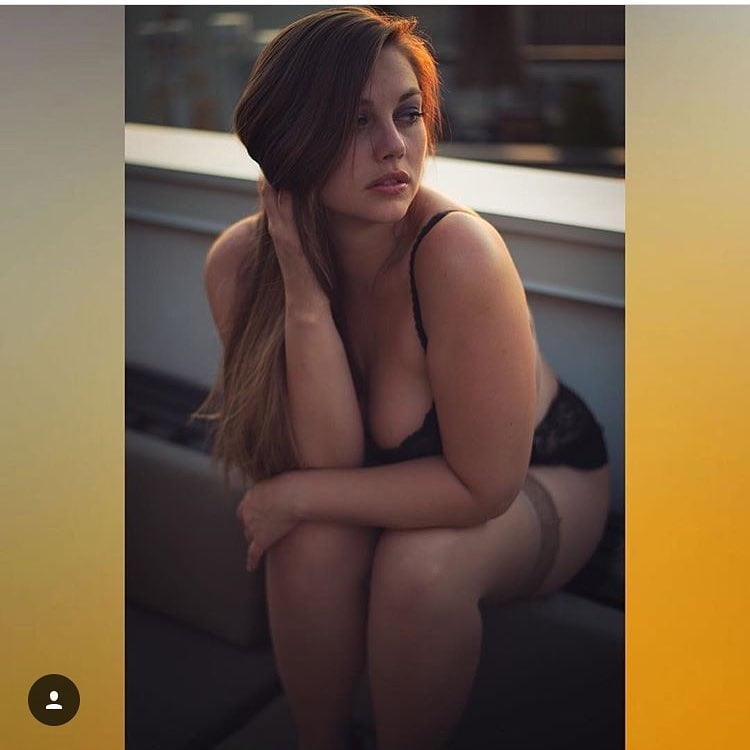 Lilias Right Hot Chubby Model Slut Babe #95831437