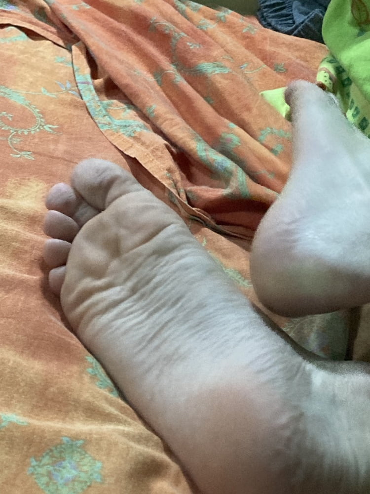 Twink Feet Follow my Twitter for exclusive content #106944295