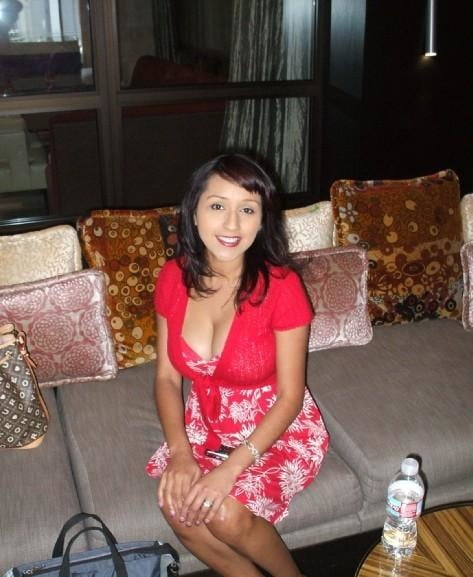 Webslut in orgy - Housewives bi whores #103792625