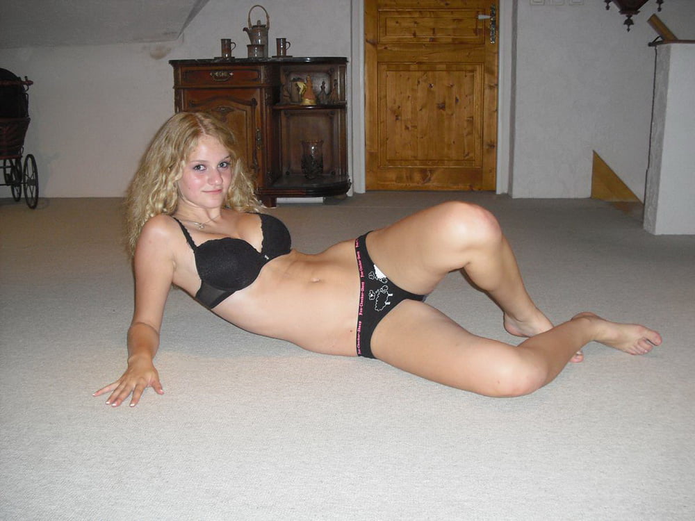 Amateur Blonde 33 #105733808