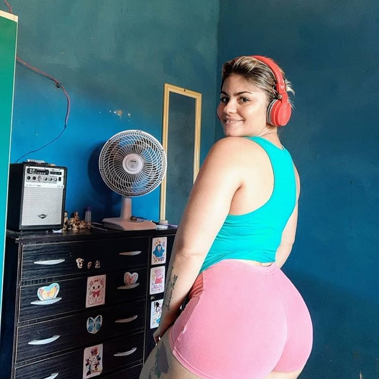 Pawg 2
 #100684440
