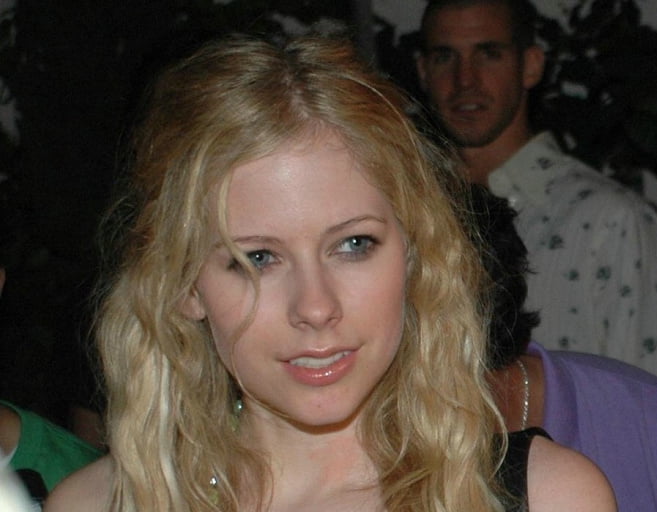 Avril Lavigne #103248680