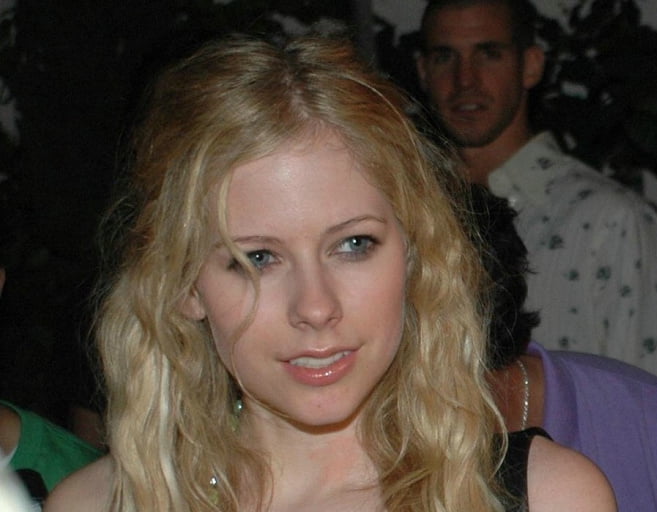 Avril lavigne
 #103248680