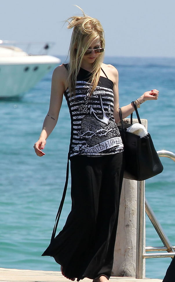 Avril Lavigne #103248844