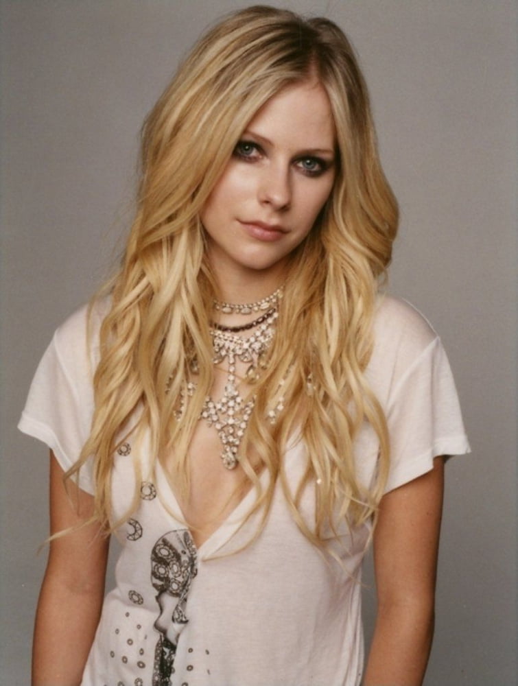 Avril Lavigne #103248878