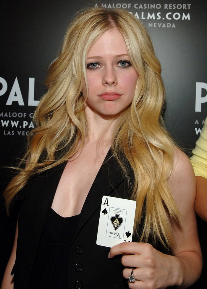 Avril lavigne
 #103248938