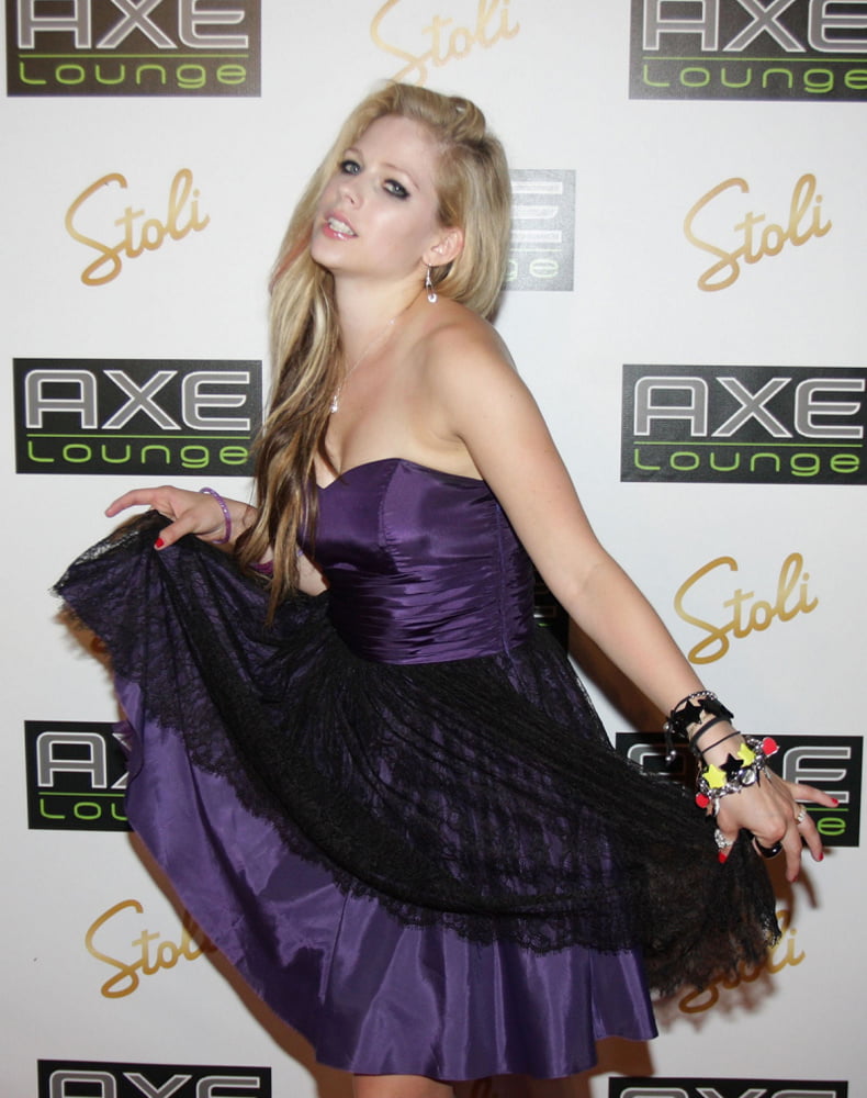 Avril Lavigne #103249018
