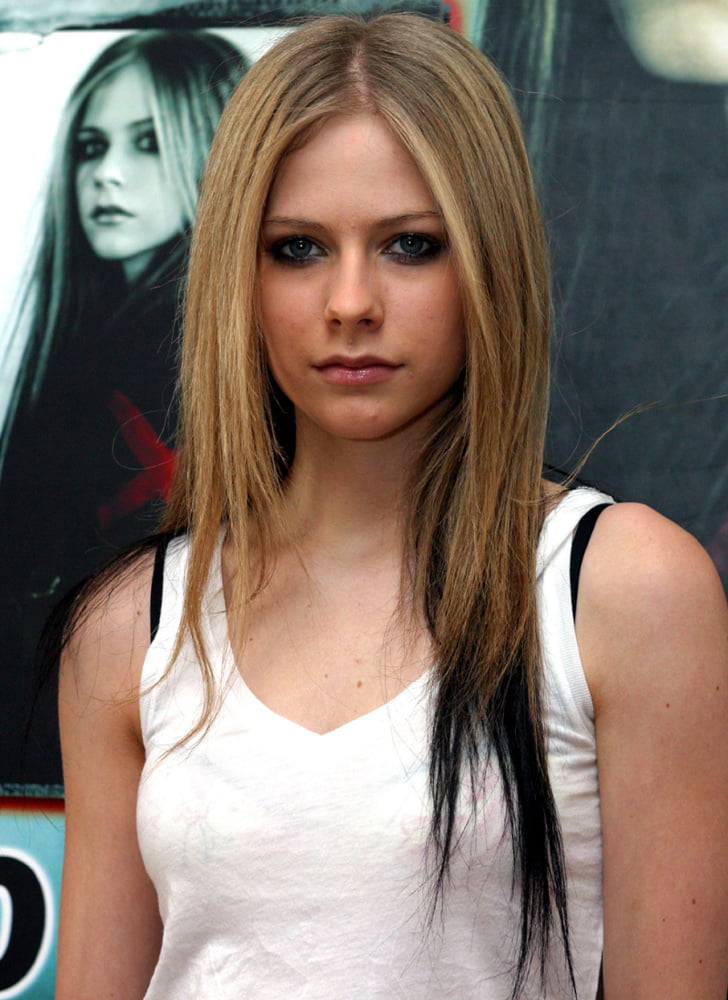 Avril Lavigne #103249024