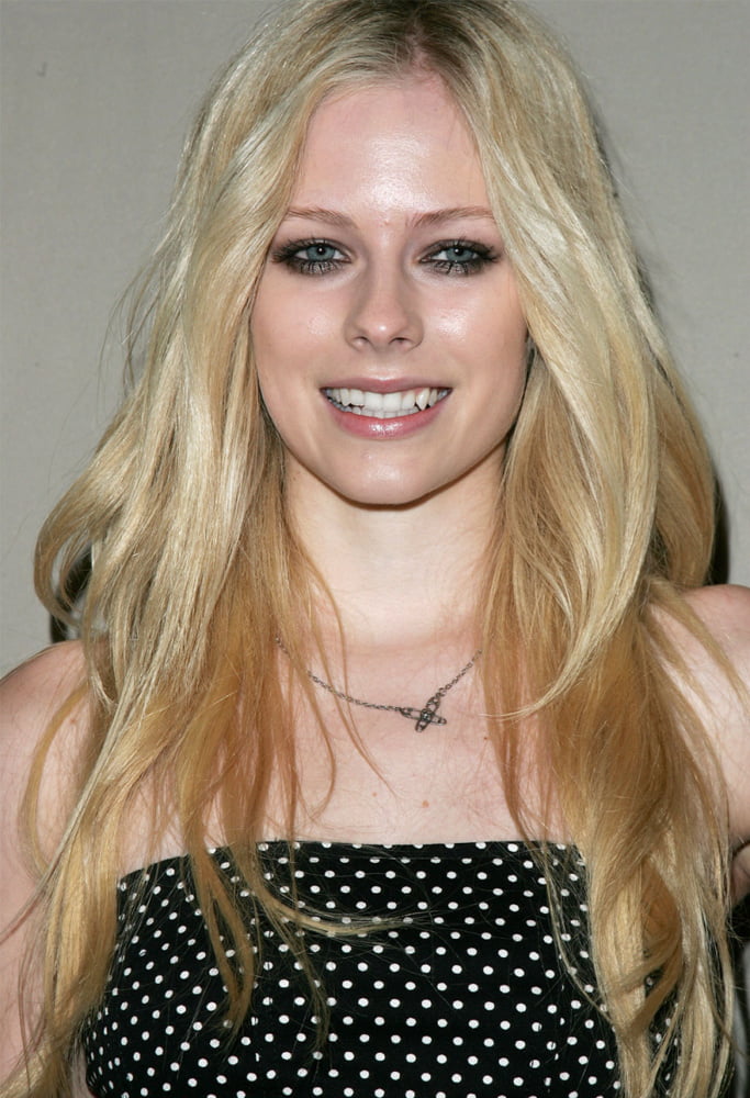 Avril Lavigne #103249032
