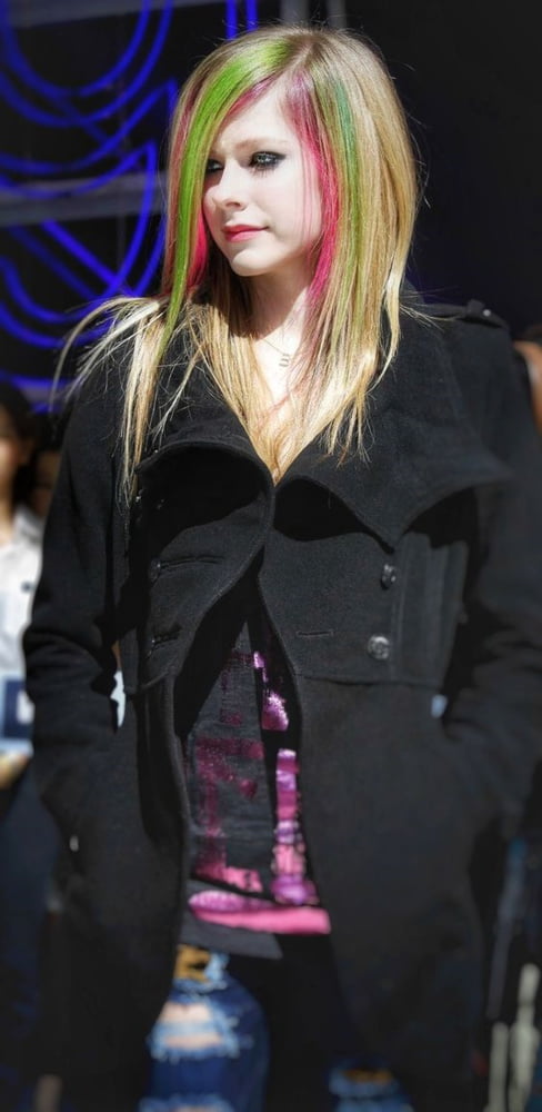 Avril Lavigne #103249098