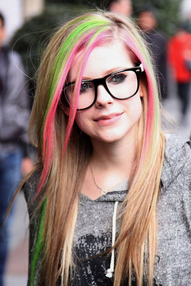 Avril Lavigne #103249145