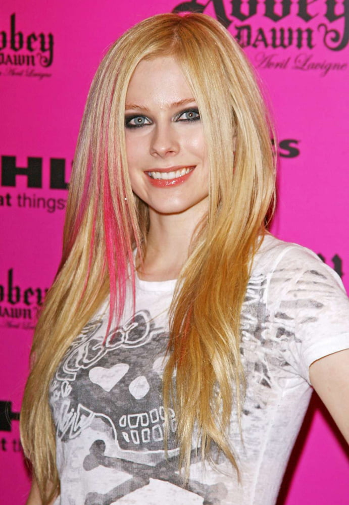 Avril lavigne
 #103249175