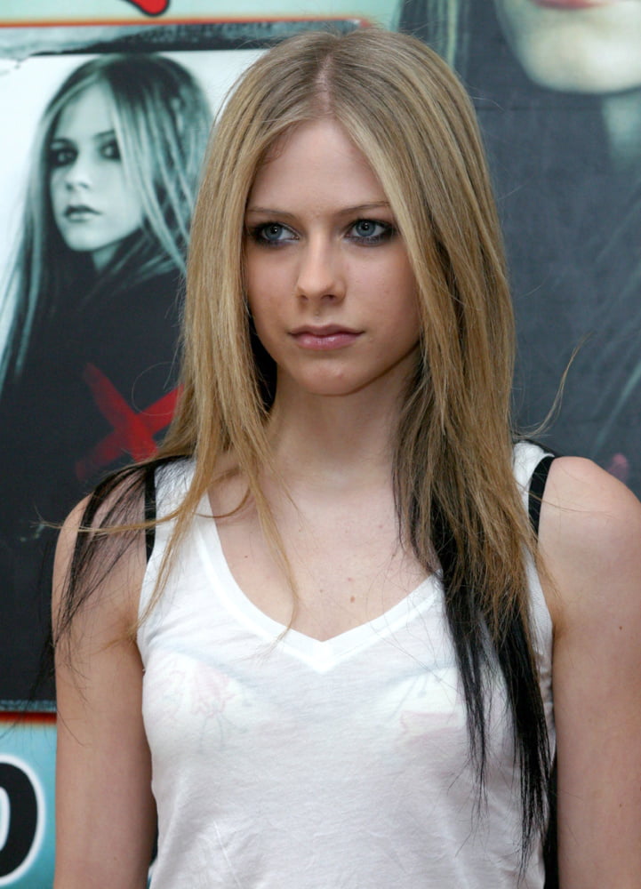 Avril Lavigne #103249247