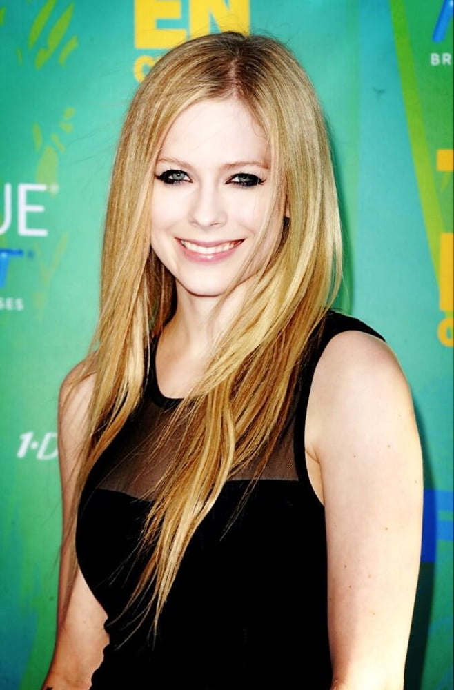 Avril Lavigne #103249295