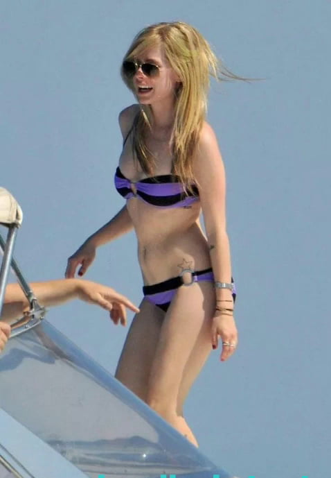 Avril Lavigne #103249350