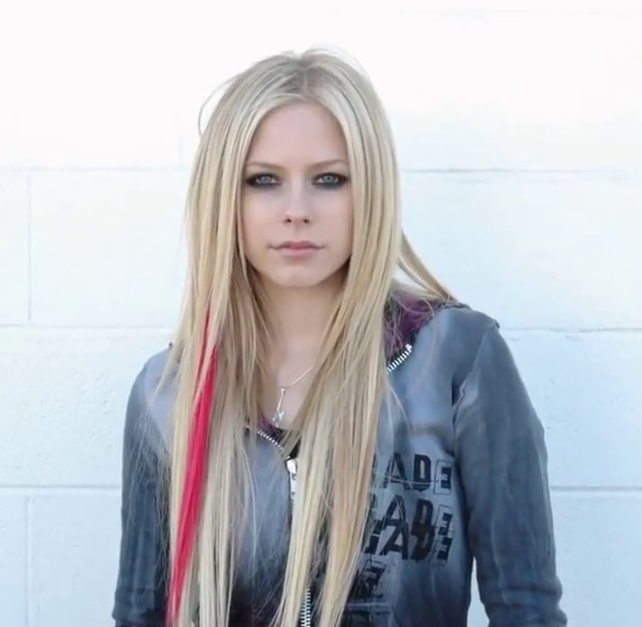 Avril Lavigne #103249382