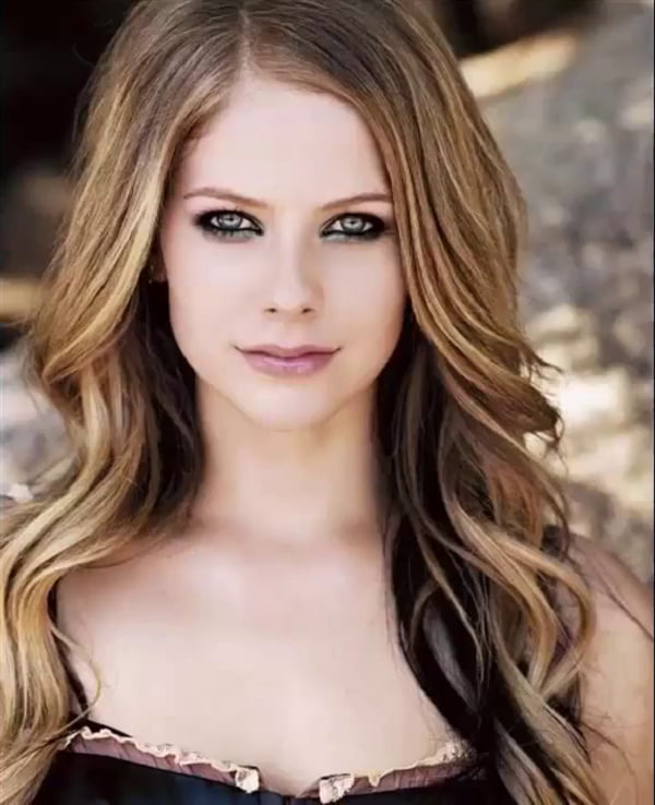 Avril Lavigne #103249408