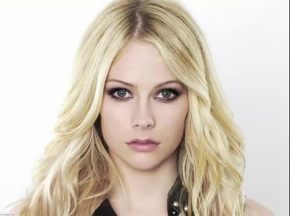 Avril lavigne
 #103249412