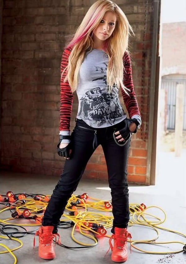 Avril lavigne
 #103249514