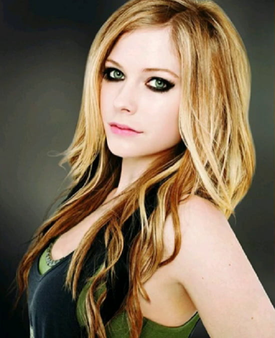Avril Lavigne #103249549