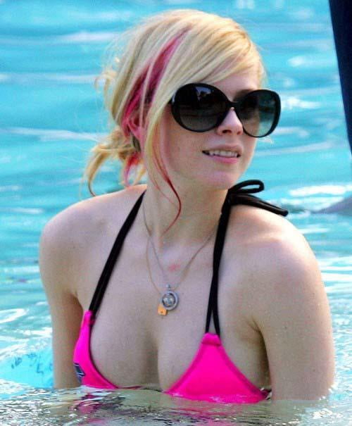 Avril Lavigne #103249636