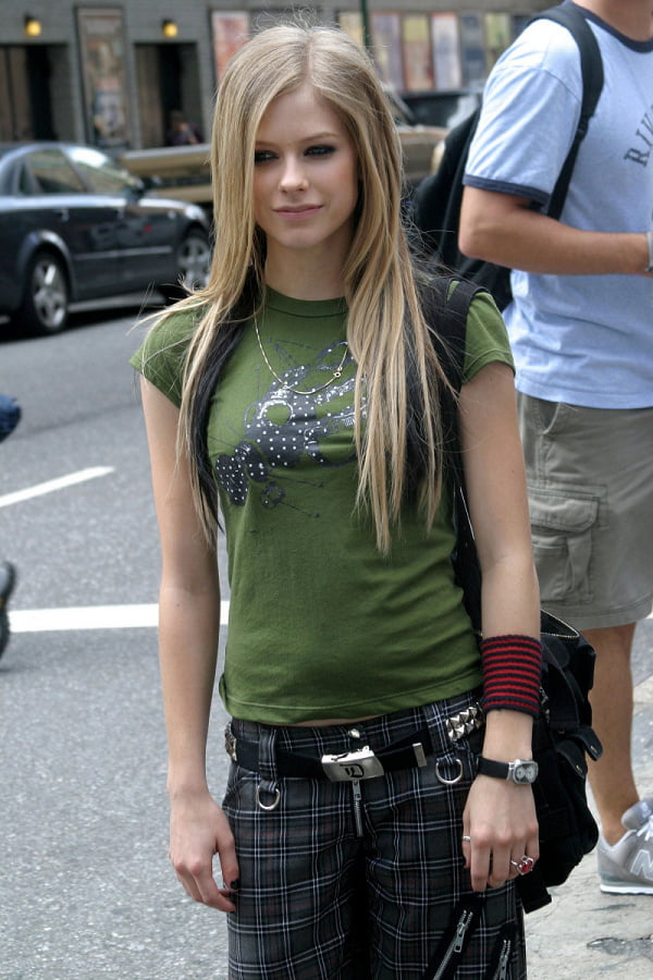 Avril Lavigne #103249655