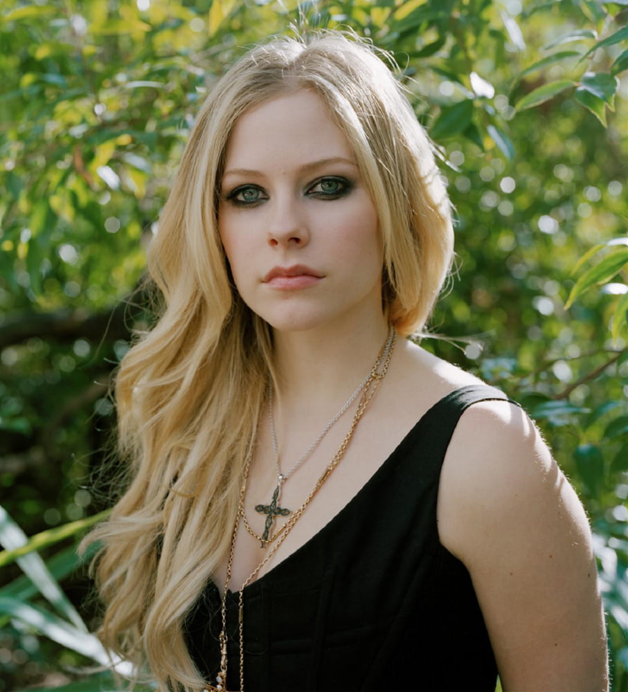 Avril Lavigne #103249677