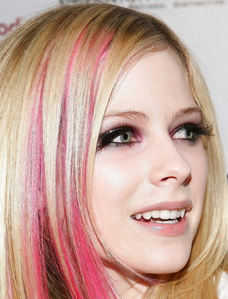 Avril Lavigne #103249739
