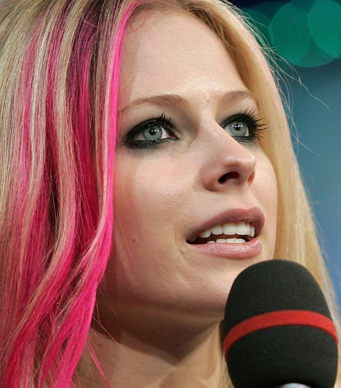 Avril Lavigne #103249744