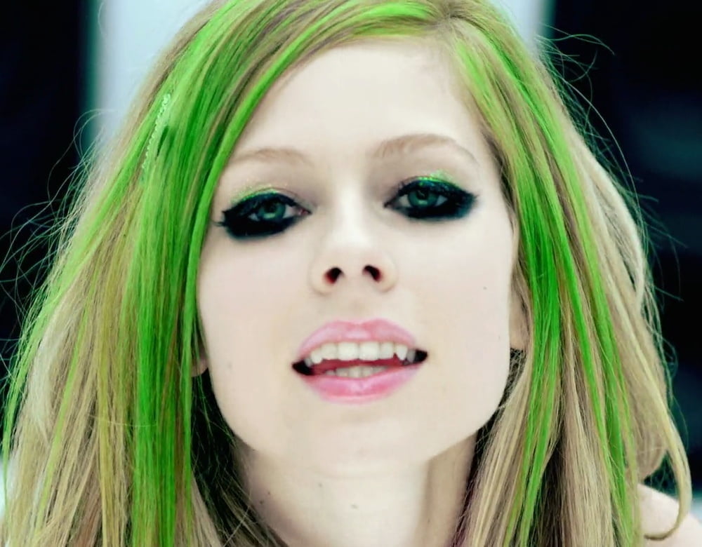 Avril Lavigne #103249757