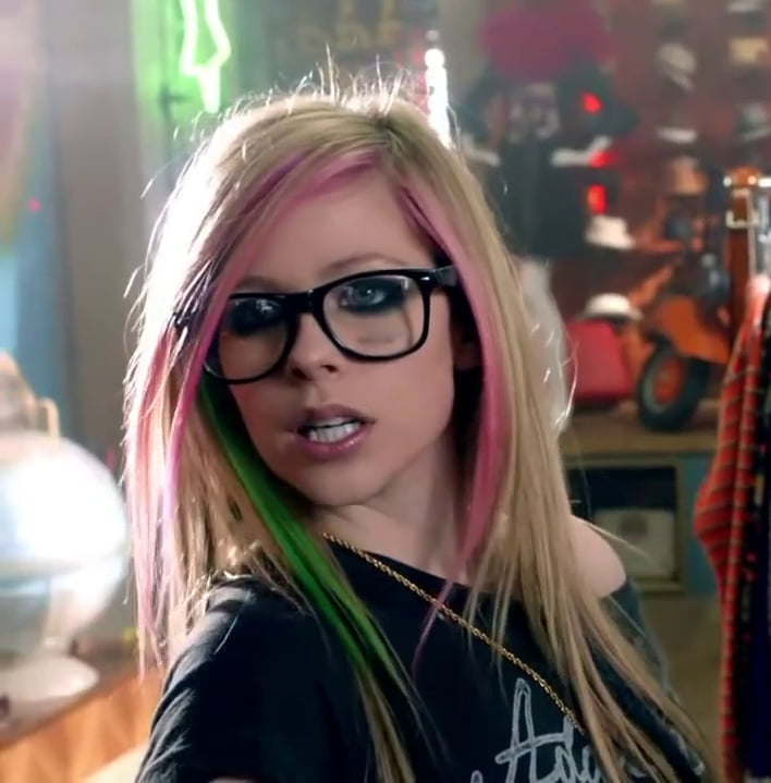 Avril lavigne
 #103249787