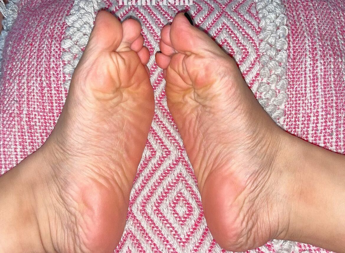 Haidi Feet Asmr nude #108068984