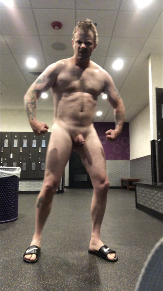 Gym Flex Pics 4028233