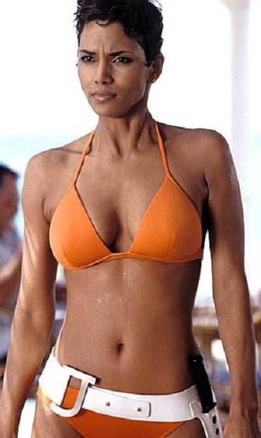 Halle Berry #82072524