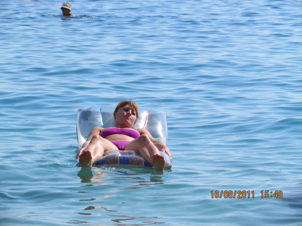 amateur on vacation! #103164994