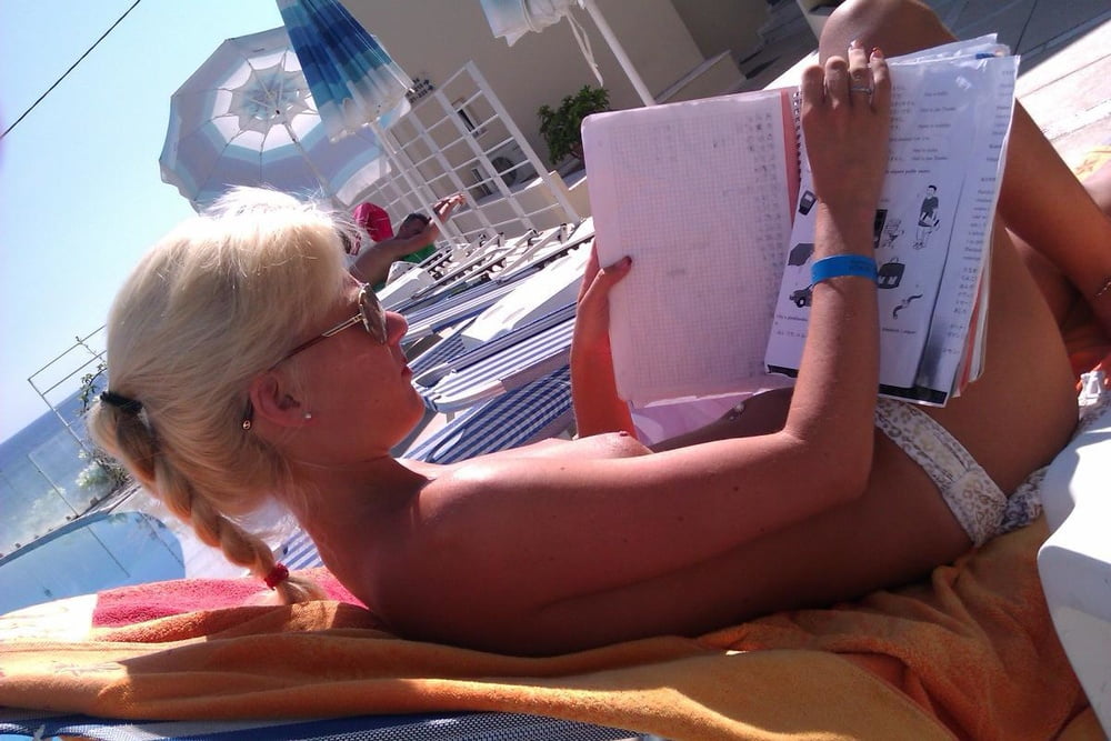amateur on vacation! #103165050