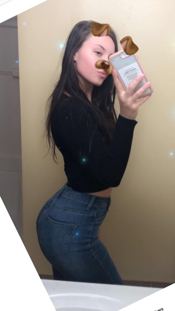 Karinna milano's big thick nice ass
 #96997927