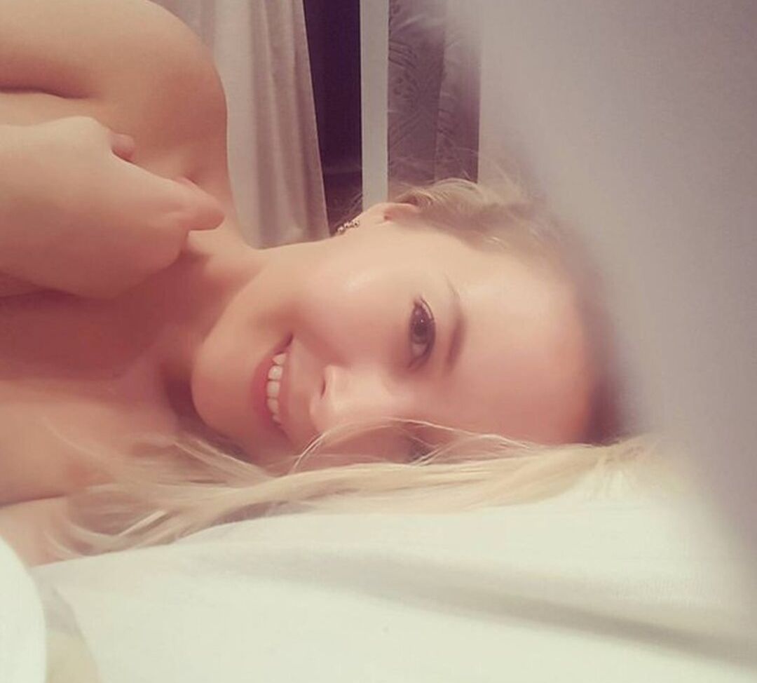 Valeriya ASMR desnuda #108403673